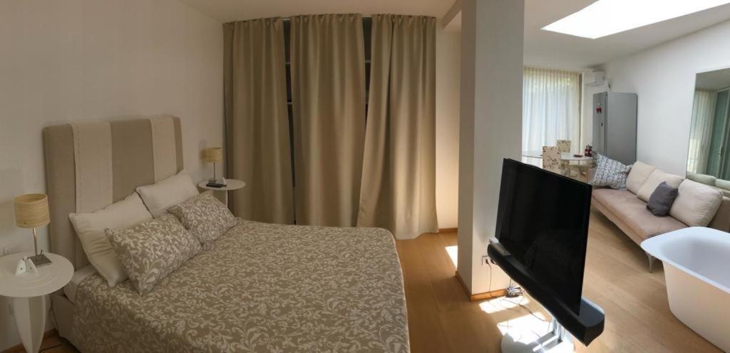 Joey Apartment Пиетрасанта Екстериор снимка